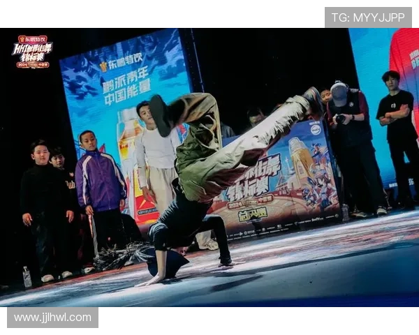 武汉街舞队在世界街舞大赛中的精彩技术表现与评析