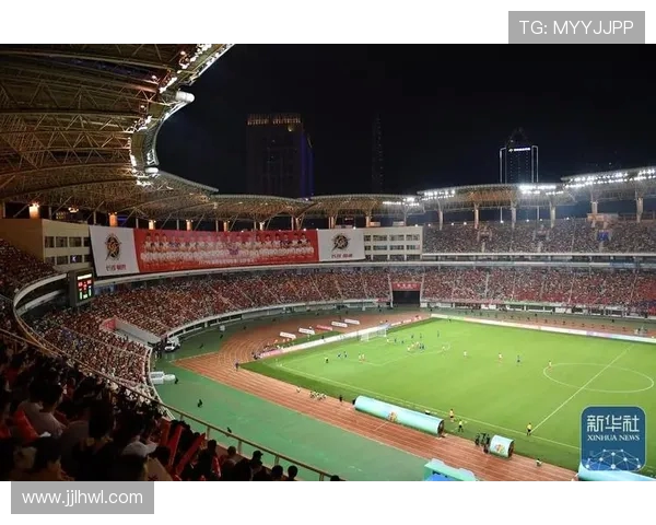 湘超足球联赛发展与地方足球文化的深度融合探讨